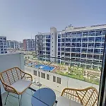 Flat For Dubai Explorers